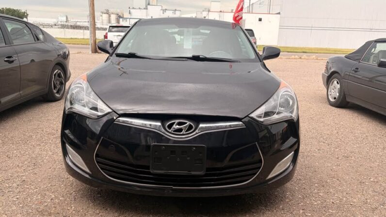 
								2012 Hyundai Veloster full									
