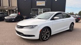 2015 Chrysler 200S