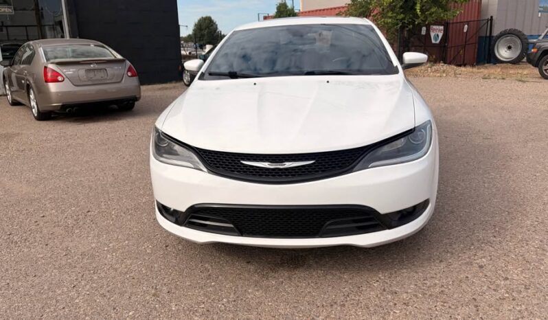 
								2015 Chrysler 200S full									