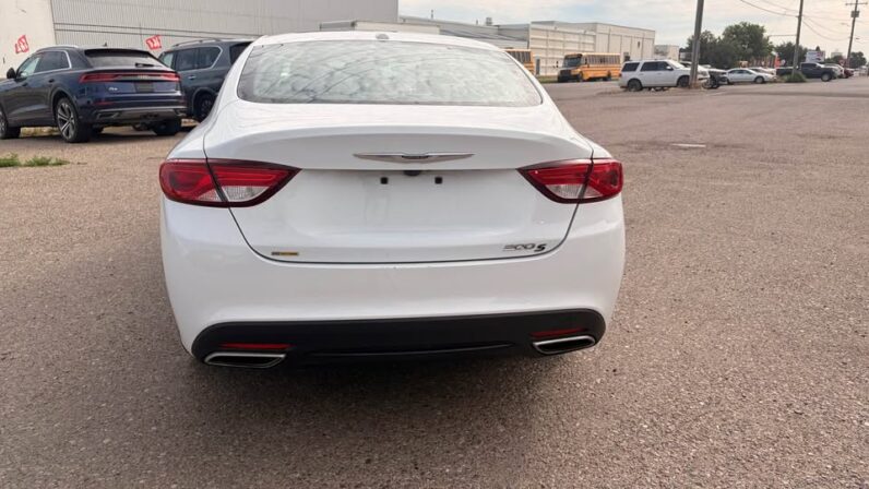
								2015 Chrysler 200S full									