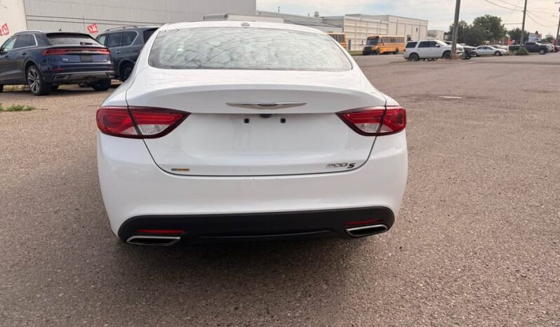 
								2015 Chrysler 200S full									