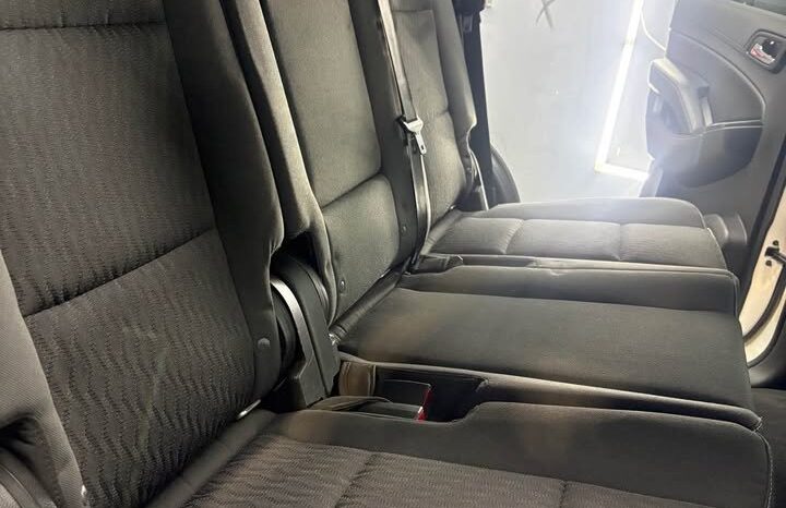 
								2019 Chevrolet Tahoe LS full									