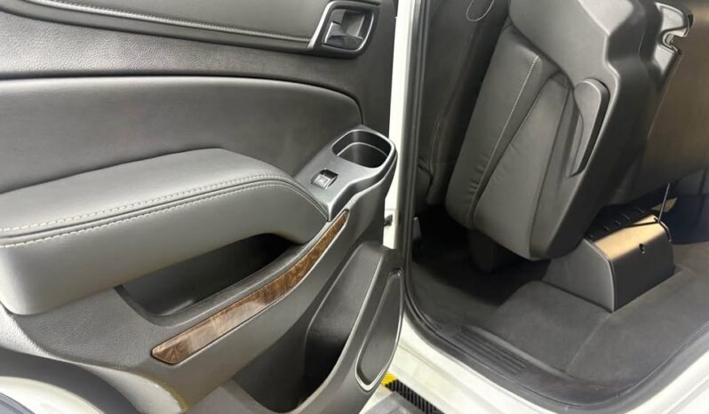 
								2019 Chevrolet Tahoe LS full									