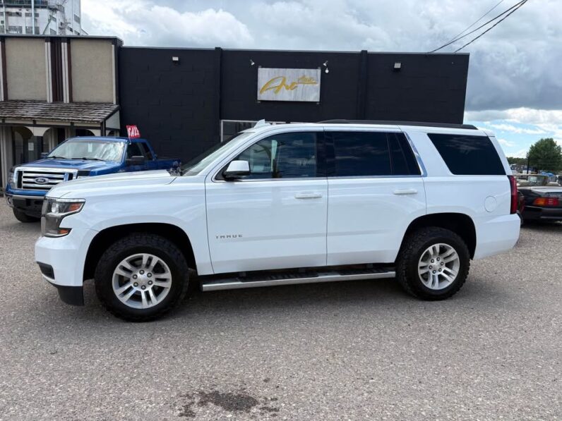 
								2019 Chevrolet Tahoe LS full									