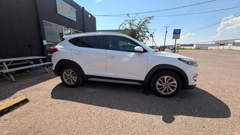 
								Hyundai Tucson AWD 2017 2.0l full									