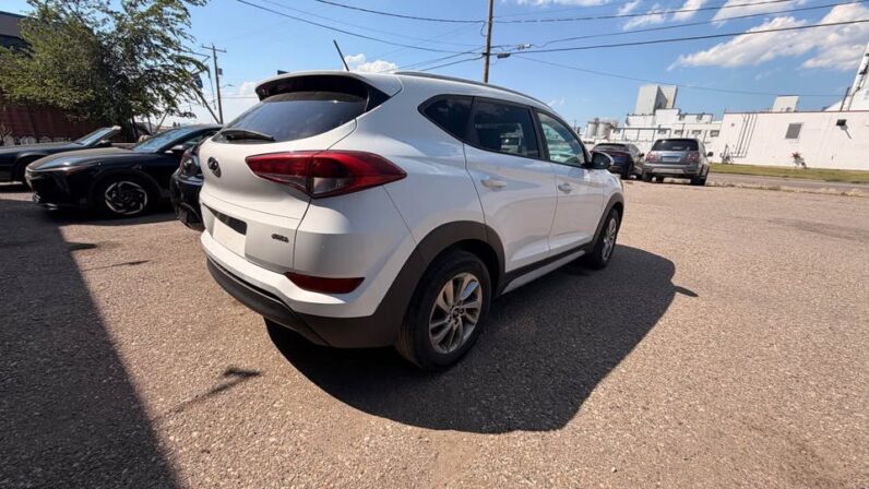 
								Hyundai Tucson AWD 2017 2.0l full									