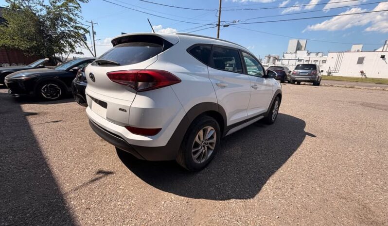 
								Hyundai Tucson AWD 2017 2.0l full									