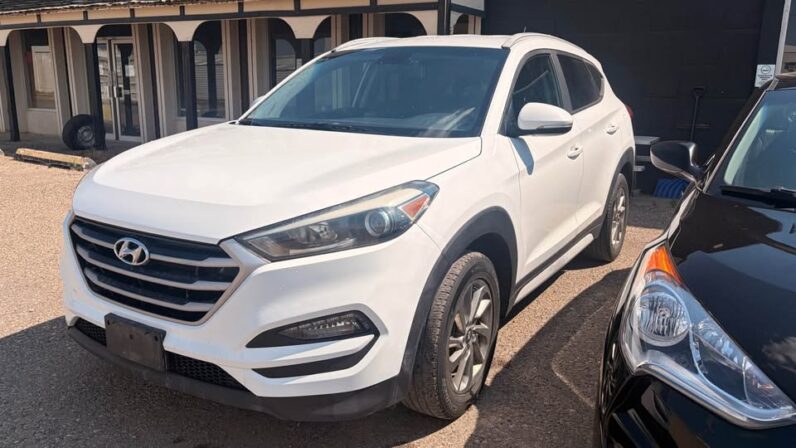 
								Hyundai Tucson AWD 2017 2.0l full									