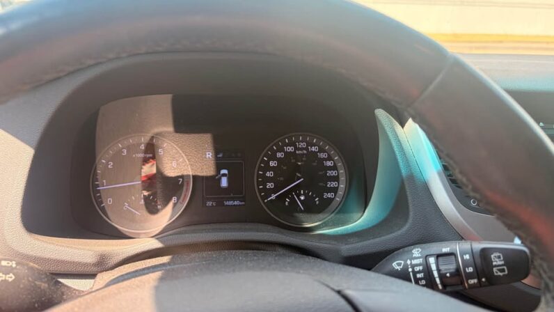 
								Hyundai Tucson AWD 2017 2.0l full									